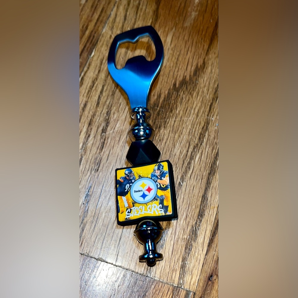 New Handcrafted Pittsburgh Steelers silicone beaded Bottle Opener